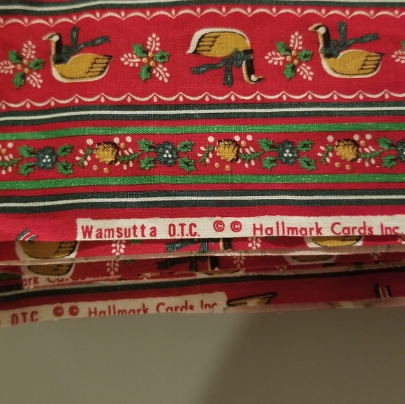 Warmsulla 5 yards  Christmas fabric - Picture 4 of 4